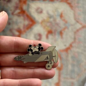 Classic Mickey and Minnie Mouse Airplane Enamel Pin 2005